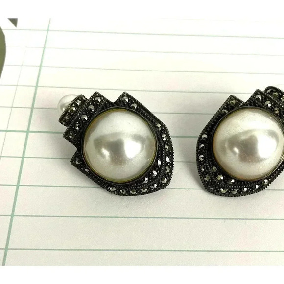 VTG Judith Jack Sterling Silver Faux Pearl Marcasite Earrings JJ Signed 19 Grams - Picture 8 of 16